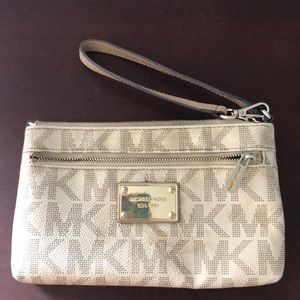 Michael Kors Wristlet